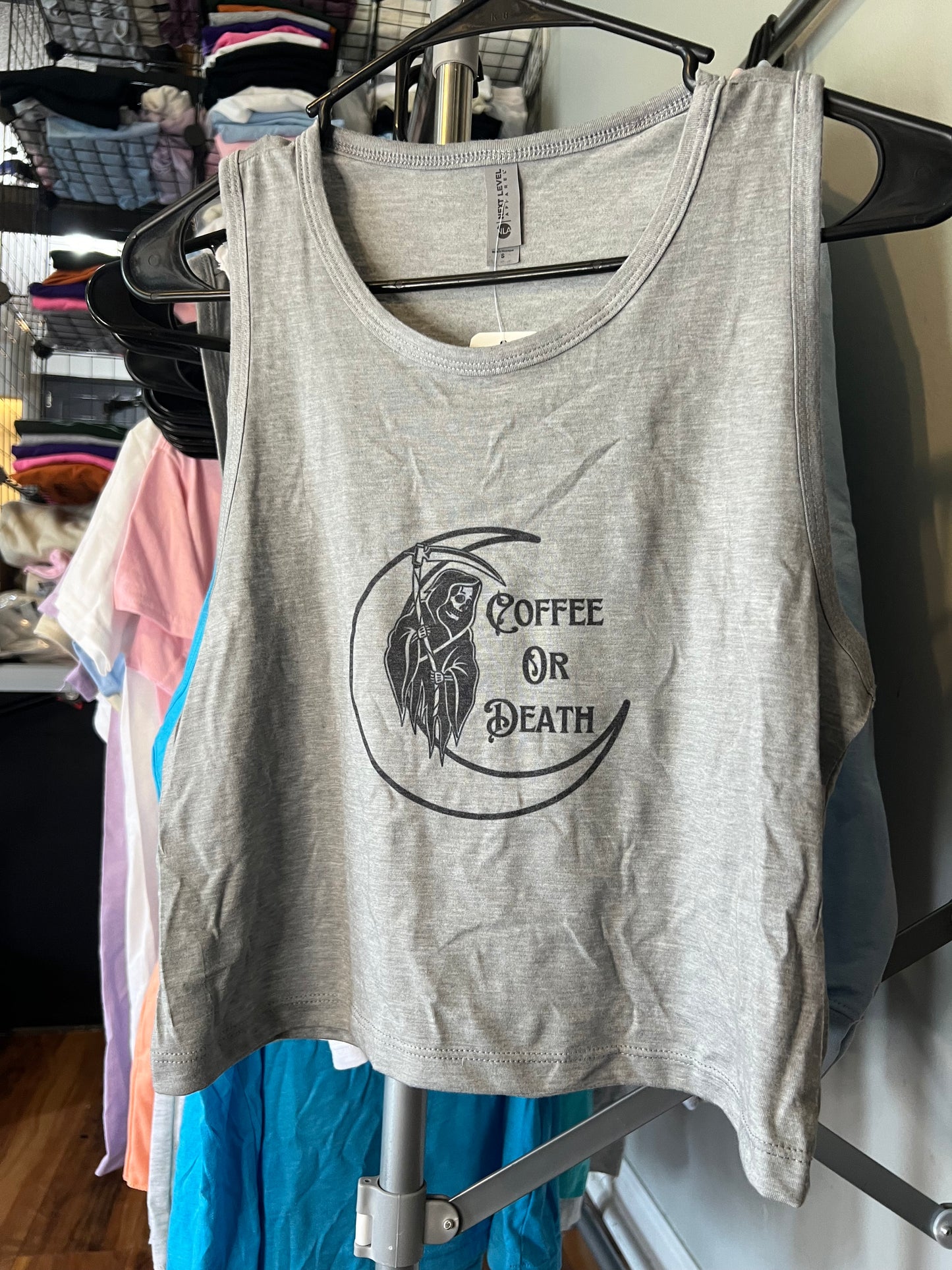 Coffee or death crop tank size small